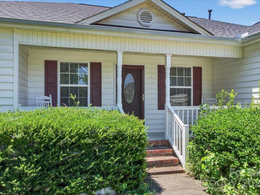 1222 Candlewood Drive, Gastonia, NC 28052.  MLS# CAR4284556, YatesRealty ID 28447. 