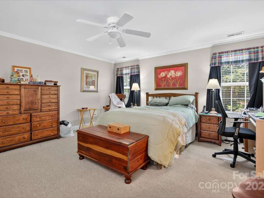 1222 Candlewood Drive, Gastonia, NC 28052.  MLS# CAR4284556, YatesRealty ID 28447. 