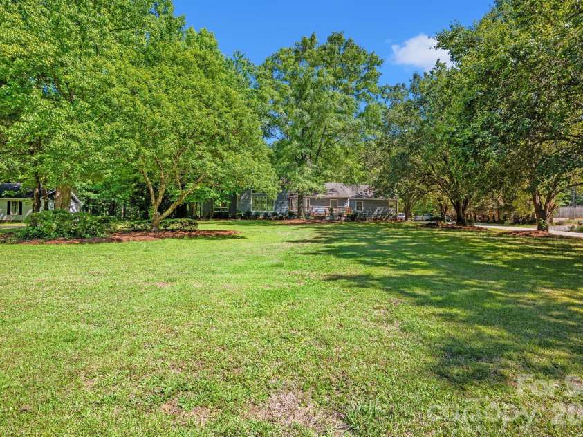 1775 Apple Tree Lane, Fort Mill, SC 29715.  MLS# CAR4380119, YatesRealty ID 28448. 