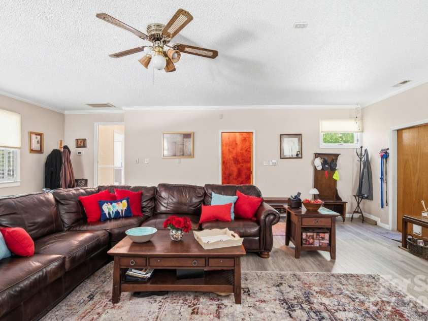1775 Apple Tree Lane, Fort Mill, SC 29715.  MLS# CAR4380119, YatesRealty ID 28448. Family Room (Main)
