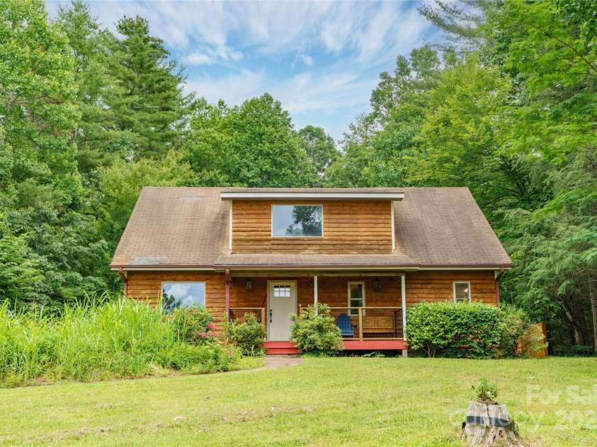 204 Terrys Gap Loop Road, Fletcher, NC 28732.  MLS# CAR4272352, YatesRealty ID 28449. 