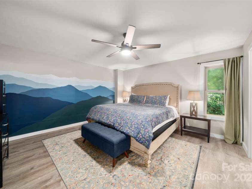 204 Terrys Gap Loop Road, Fletcher, NC 28732.  MLS# CAR4272352, YatesRealty ID 28449. 