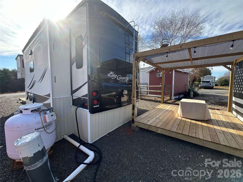 108 Grand View Drive, New London, NC 28127.  MLS# CAR4322462, YatesRealty ID 2845. 