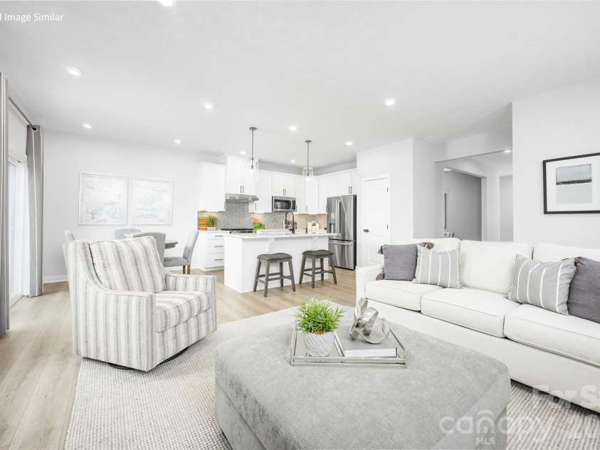 917 Heathway Drive, Charlotte, NC 28213.  MLS# CAR4386039, YatesRealty ID 28450. Representative Photo Only