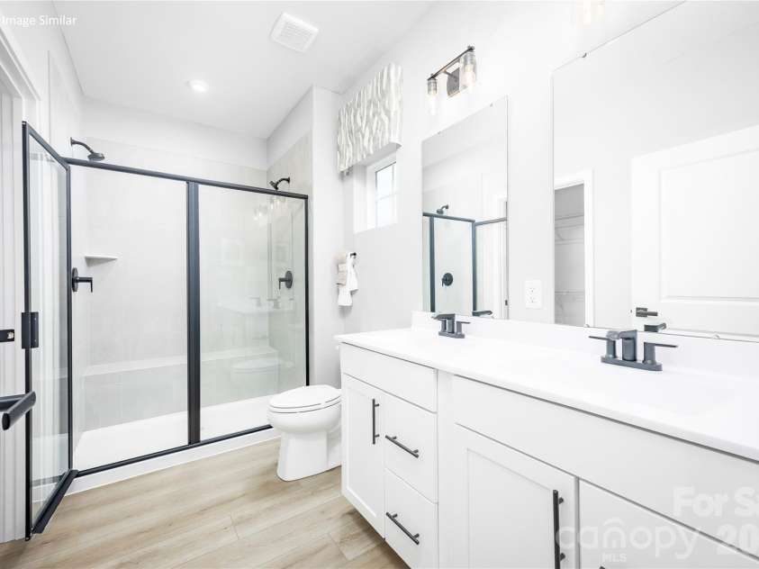 917 Heathway Drive, Charlotte, NC 28213.  MLS# CAR4386039, YatesRealty ID 28450. Representative Photo Only