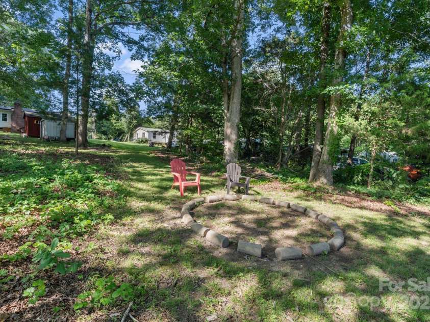 115 Red Fox Court, Mount Holly, NC 28120.  MLS# CAR4280215, YatesRealty ID 28451. 
