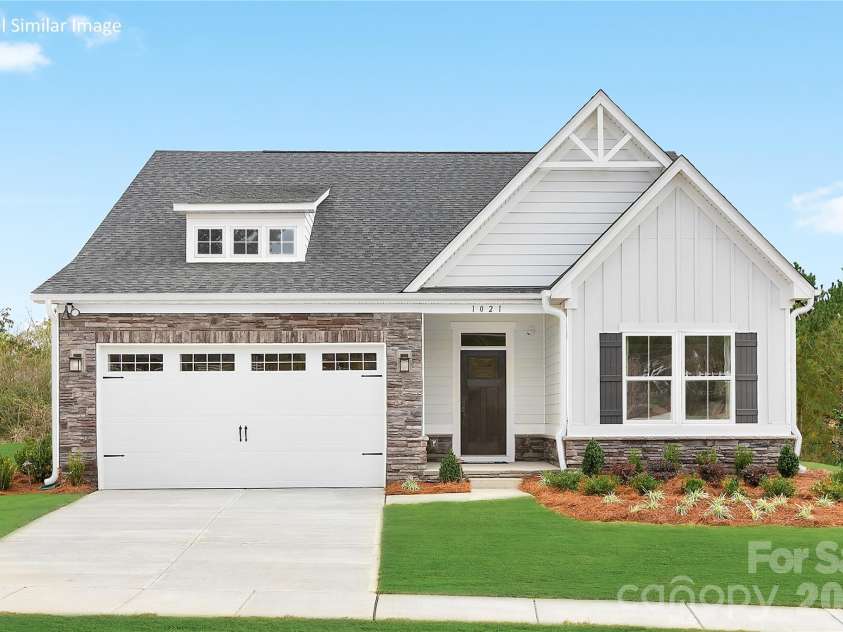 913 Heathway Drive, Charlotte, NC 28213.  MLS# CAR4386050, YatesRealty ID 28451. Representative Photo Only