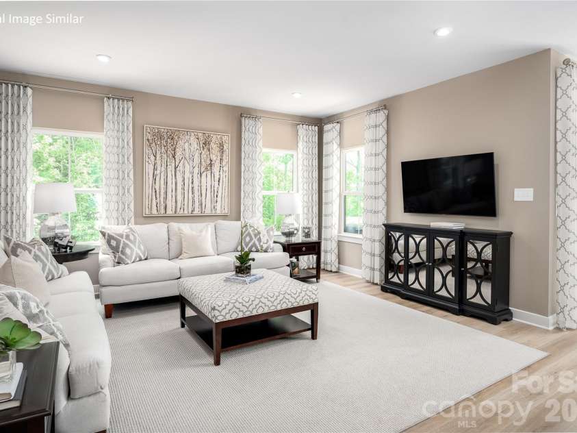 913 Heathway Drive, Charlotte, NC 28213.  MLS# CAR4386050, YatesRealty ID 28451. Representative Photo Only