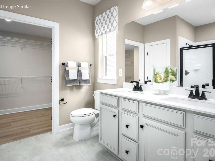 913 Heathway Drive, Charlotte, NC 28213.  MLS# CAR4386050, YatesRealty ID 28451. Representative Photo Only