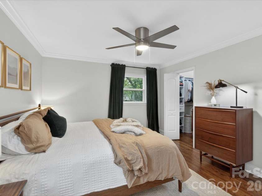 1910 Wensley Drive, Charlotte, NC 28210.  MLS# CAR4388306, YatesRealty ID 28456. 