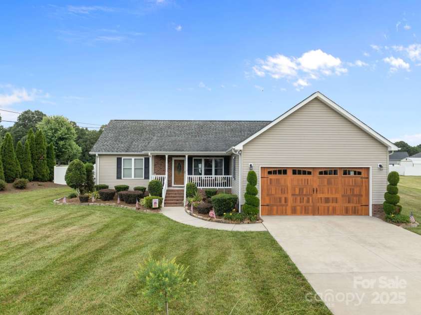 1974 Redwood Drive, Oakboro, NC 28129.  MLS# CAR4280249, YatesRealty ID 28457. 