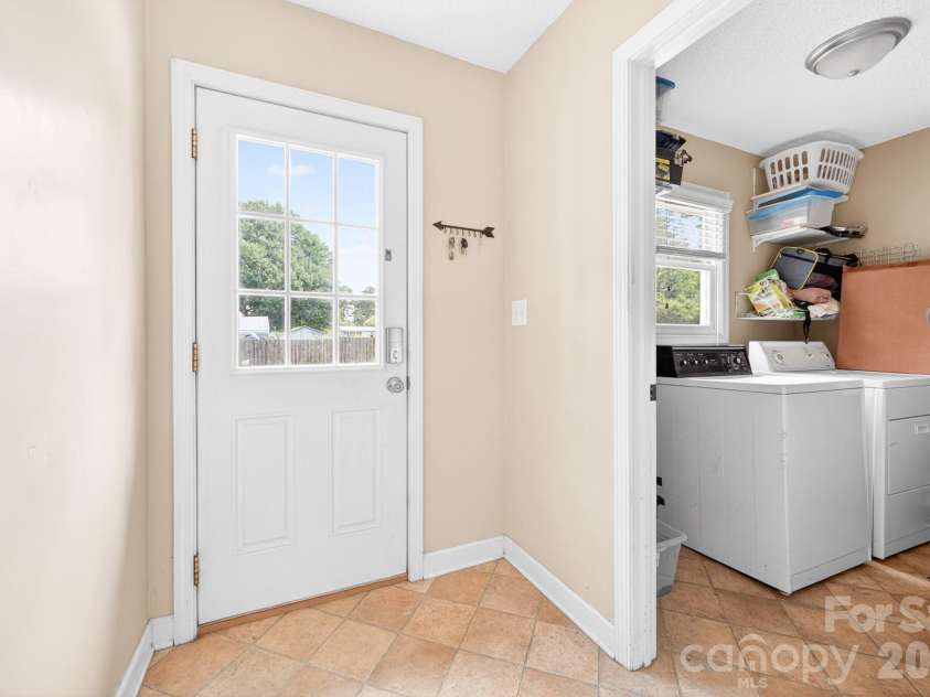 206 Eagle Road, Belmont, NC 28012.  MLS# CAR4388879, YatesRealty ID 28457. 