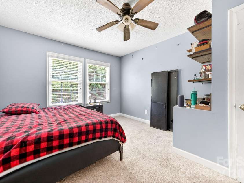 206 Eagle Road, Belmont, NC 28012.  MLS# CAR4388879, YatesRealty ID 28457. 