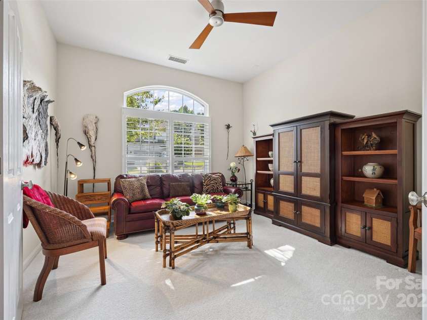 16833 Rudence Court, Charlotte, NC 28278.  MLS# CAR4277040, YatesRealty ID 28459. 