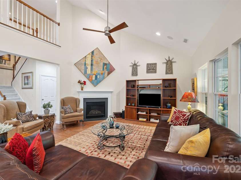 16833 Rudence Court, Charlotte, NC 28278.  MLS# CAR4277040, YatesRealty ID 28459. 