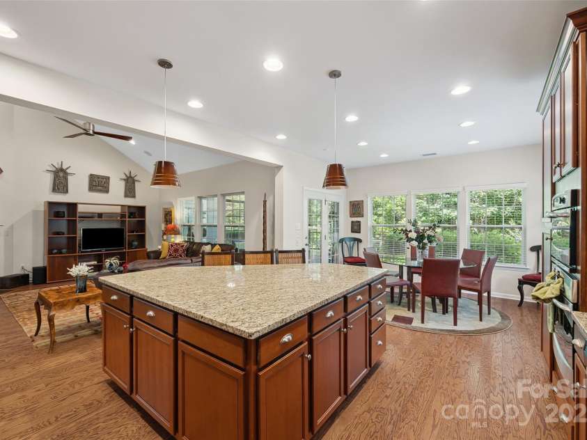 16833 Rudence Court, Charlotte, NC 28278.  MLS# CAR4277040, YatesRealty ID 28459. 