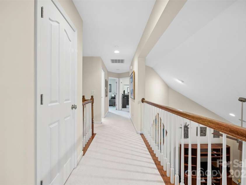 16833 Rudence Court, Charlotte, NC 28278.  MLS# CAR4277040, YatesRealty ID 28459. 