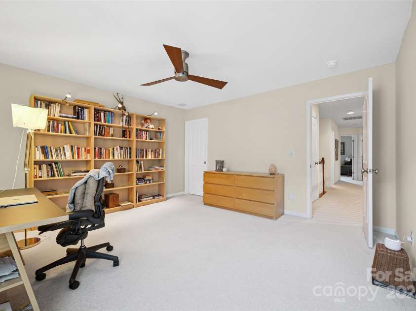 16833 Rudence Court, Charlotte, NC 28278.  MLS# CAR4277040, YatesRealty ID 28459. 