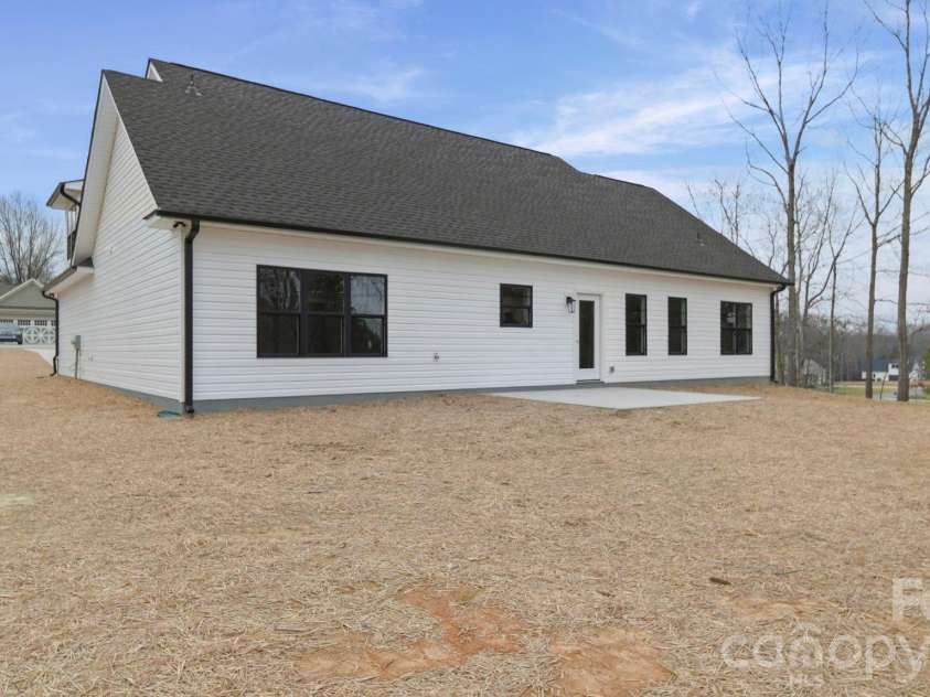1113 Heather Oak Lane, Oakboro, NC 28129.  MLS# CAR4338144, YatesRealty ID 2846. 