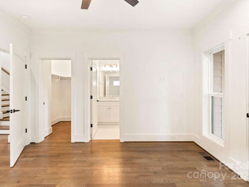 1119 Myers Street, Charlotte, NC 28206.  MLS# CAR4281419, YatesRealty ID 2846. 