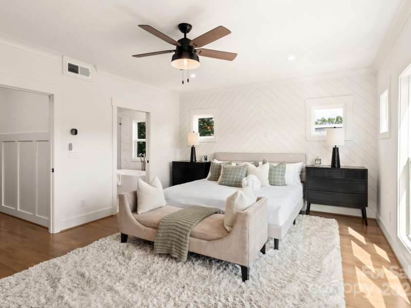1119 Myers Street, Charlotte, NC 28206.  MLS# CAR4281419, YatesRealty ID 2846. 