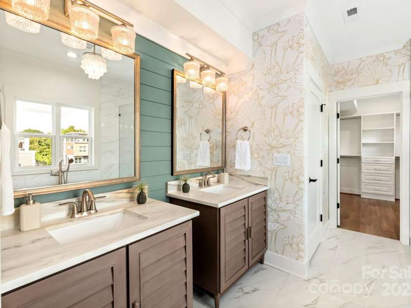 1119 Myers Street, Charlotte, NC 28206.  MLS# CAR4281419, YatesRealty ID 2846. 