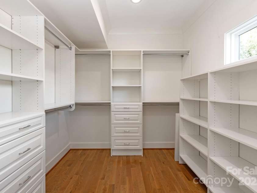 1119 Myers Street, Charlotte, NC 28206.  MLS# CAR4281419, YatesRealty ID 2846. 