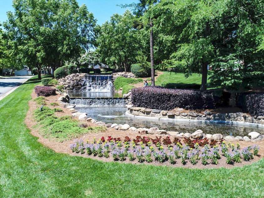16028 Hallaton Drive, Huntersville, NC 28078.  MLS# CAR4254854, YatesRealty ID 28460. 