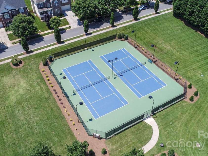 16028 Hallaton Drive, Huntersville, NC 28078.  MLS# CAR4254854, YatesRealty ID 28460. Neighborhood tennis courts