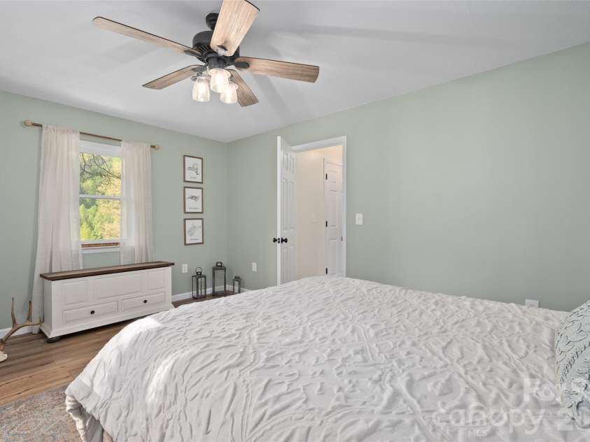 144 Bent Pine Drive, Waynesville, NC 28785.  MLS# CAR4402307, YatesRealty ID 28461. 