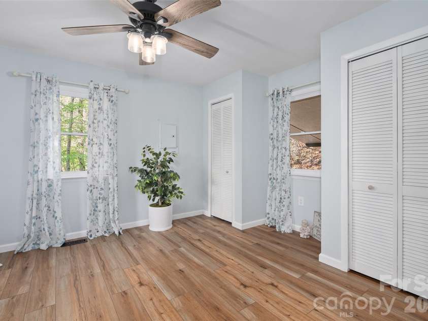 144 Bent Pine Drive, Waynesville, NC 28785.  MLS# CAR4402307, YatesRealty ID 28461. 