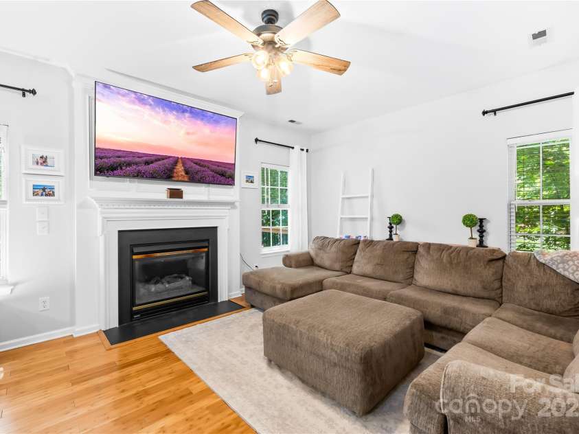 1013 Muirfield Drive, Mooresville, NC 28115.  MLS# CAR4284481, YatesRealty ID 28462. 