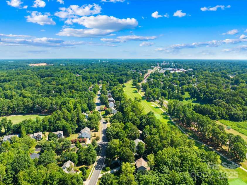 1013 Muirfield Drive, Mooresville, NC 28115.  MLS# CAR4284481, YatesRealty ID 28462. 
