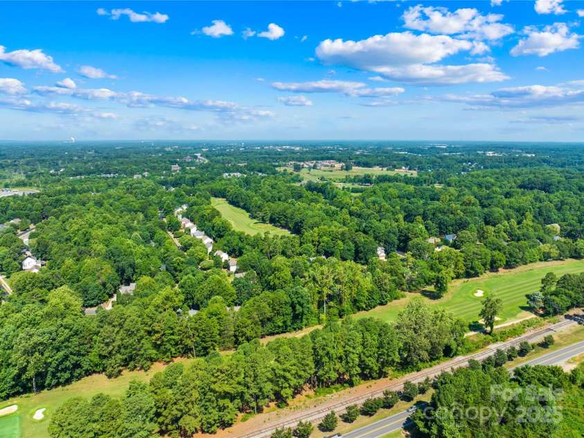 1013 Muirfield Drive, Mooresville, NC 28115.  MLS# CAR4284481, YatesRealty ID 28462. 