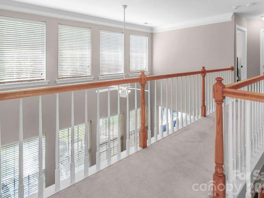 10507 Bere Island Drive, Charlotte, NC 28278.  MLS# CAR4385284, YatesRealty ID 28462. 