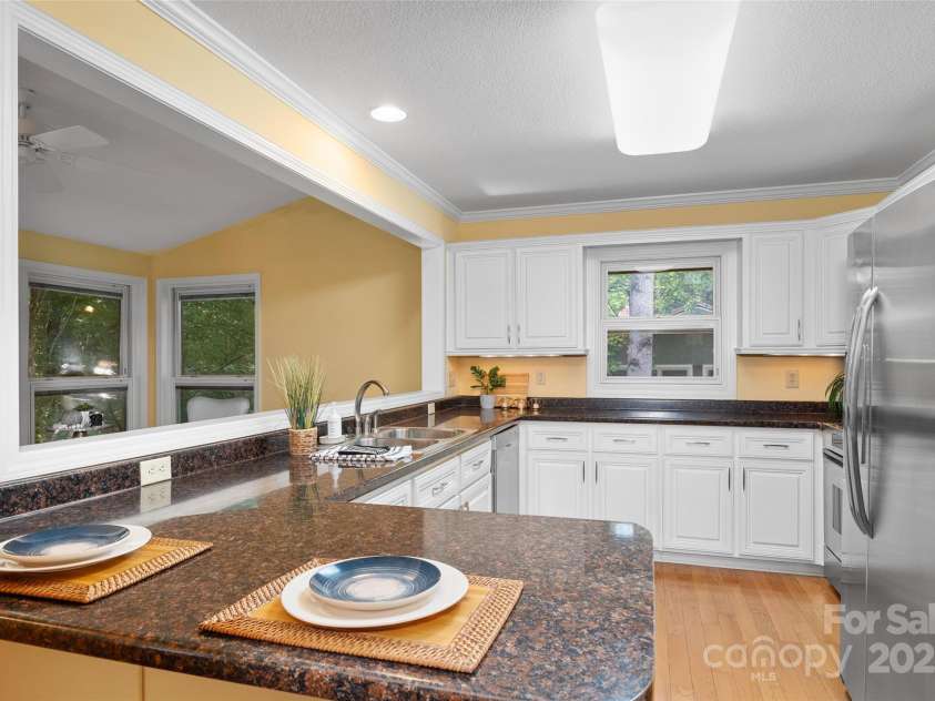 280 Crescent Drive, Lake Junaluska, NC 28745.  MLS# CAR4271616, YatesRealty ID 28463. 