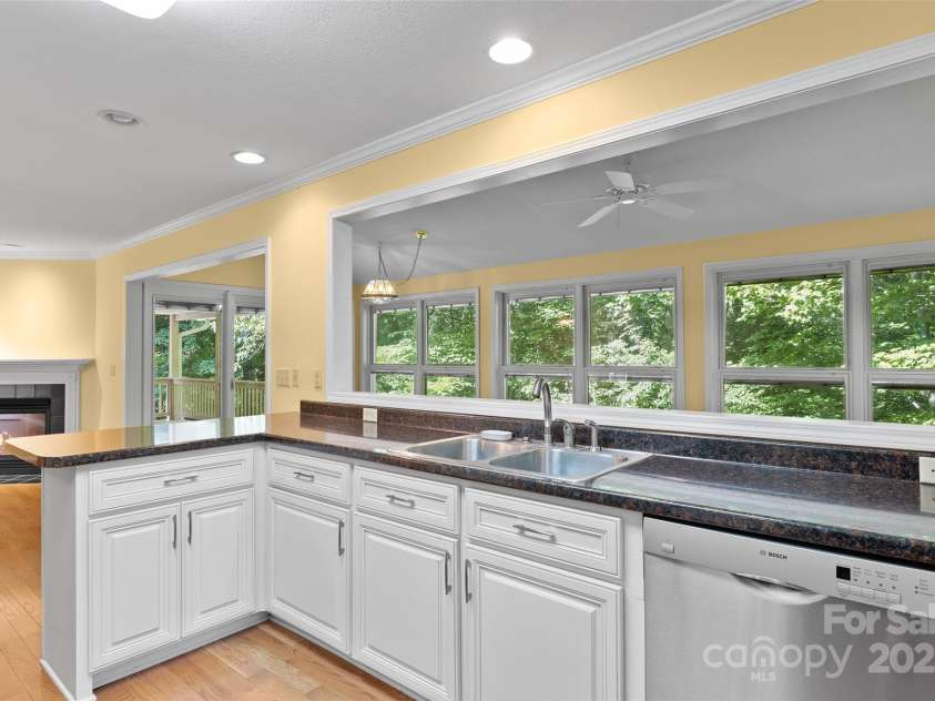 280 Crescent Drive, Lake Junaluska, NC 28745.  MLS# CAR4271616, YatesRealty ID 28463. 