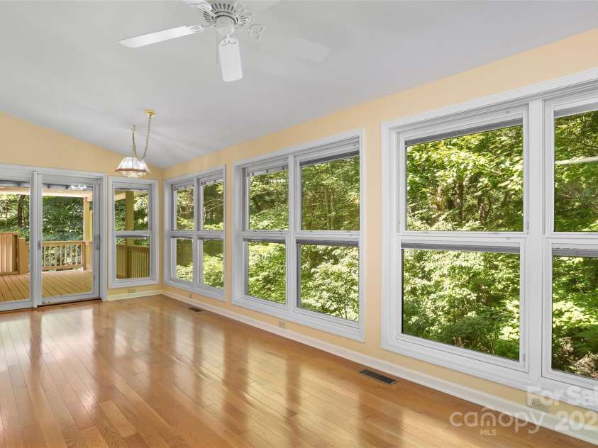 280 Crescent Drive, Lake Junaluska, NC 28745.  MLS# CAR4271616, YatesRealty ID 28463. 