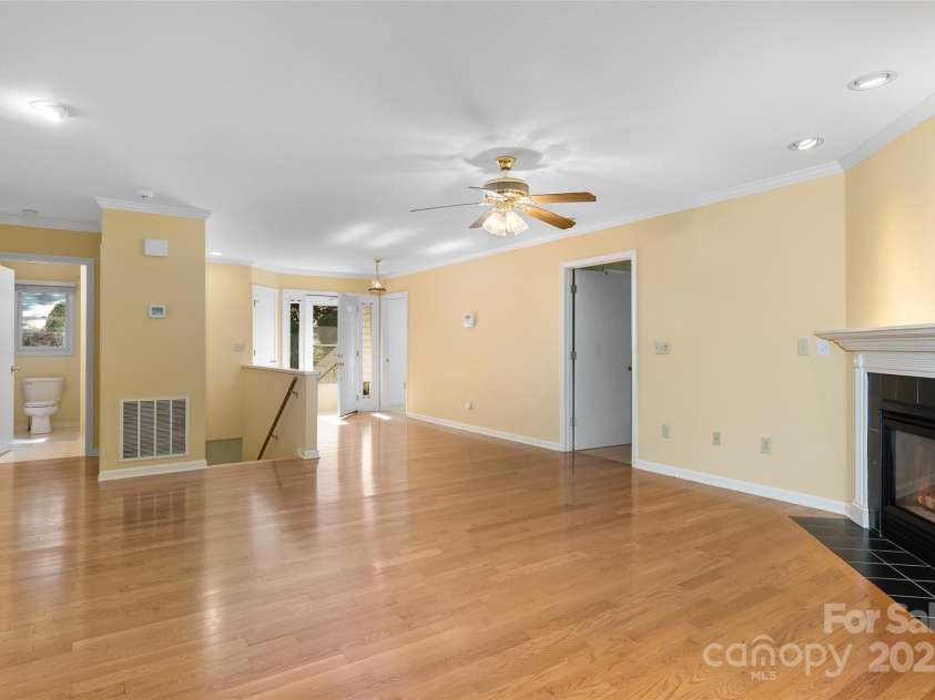 280 Crescent Drive, Lake Junaluska, NC 28745.  MLS# CAR4271616, YatesRealty ID 28463. 