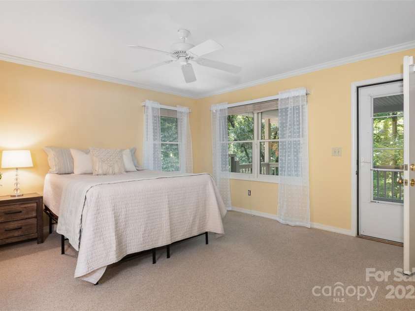 280 Crescent Drive, Lake Junaluska, NC 28745.  MLS# CAR4271616, YatesRealty ID 28463. 