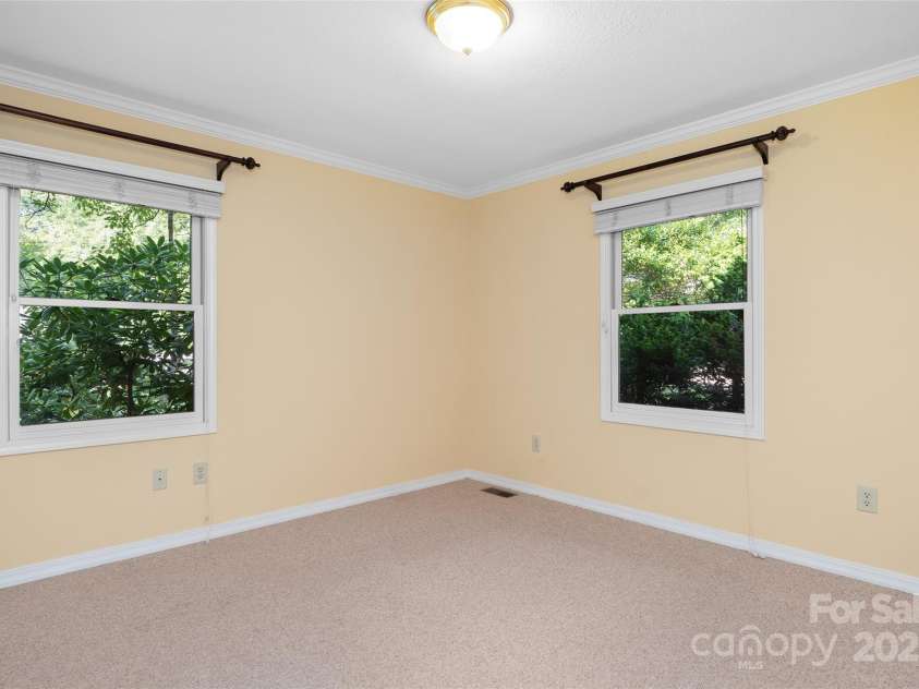 280 Crescent Drive, Lake Junaluska, NC 28745.  MLS# CAR4271616, YatesRealty ID 28463. 