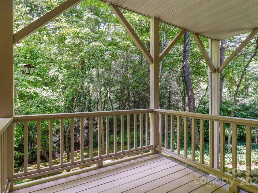 280 Crescent Drive, Lake Junaluska, NC 28745.  MLS# CAR4271616, YatesRealty ID 28463. 