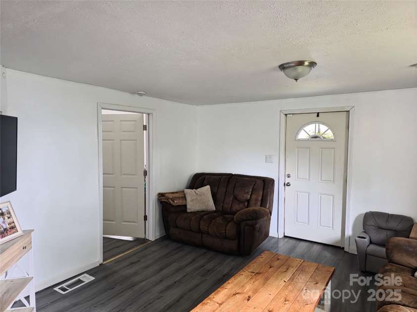 23 Pearl Street, Granite Falls, NC 28630.  MLS# CAR4264350, YatesRealty ID 28465. 