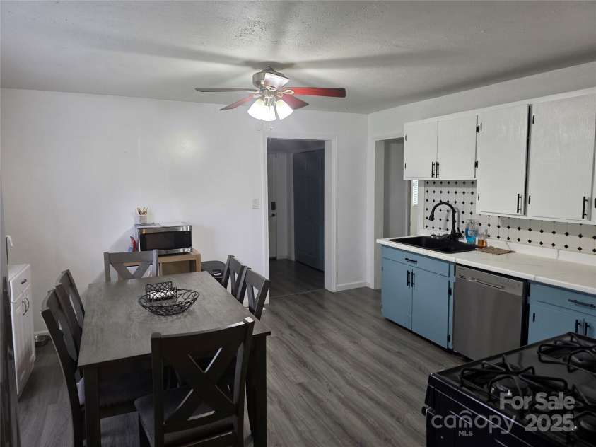 23 Pearl Street, Granite Falls, NC 28630.  MLS# CAR4264350, YatesRealty ID 28465. 