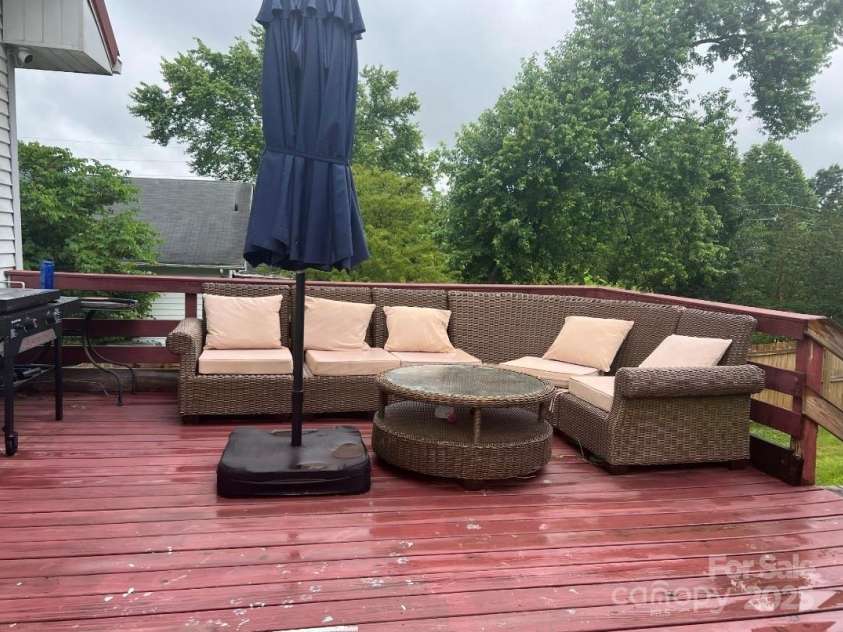 23 Pearl Street, Granite Falls, NC 28630.  MLS# CAR4264350, YatesRealty ID 28465. 