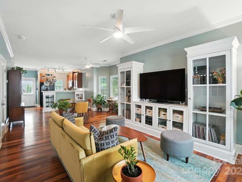 349 Armour Street, Davidson, NC 28036.  MLS# CAR4284517, YatesRealty ID 28467. 