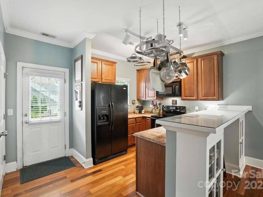349 Armour Street, Davidson, NC 28036.  MLS# CAR4284517, YatesRealty ID 28467. 