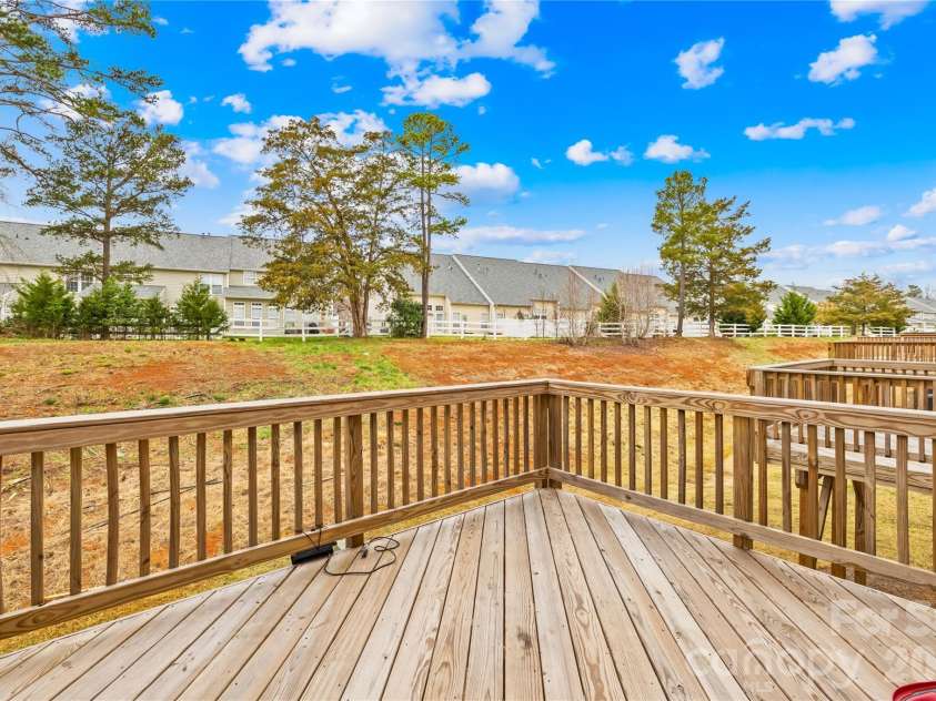 2620 Grantham Place Drive, Fort Mill, SC 29715.  MLS# CAR4382871, YatesRealty ID 28468. 