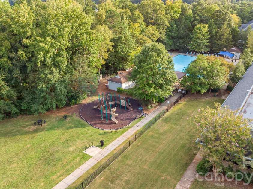 2620 Grantham Place Drive, Fort Mill, SC 29715.  MLS# CAR4382871, YatesRealty ID 28468. 