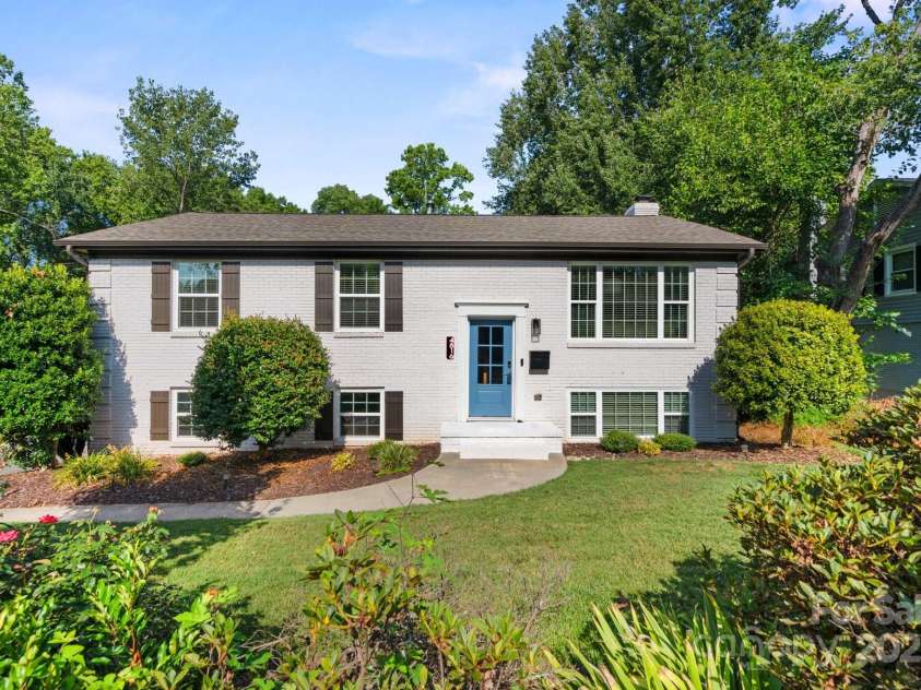 4816 Fairheath Road, Charlotte, NC 28210.  MLS# CAR4285277, YatesRealty ID 28469. 